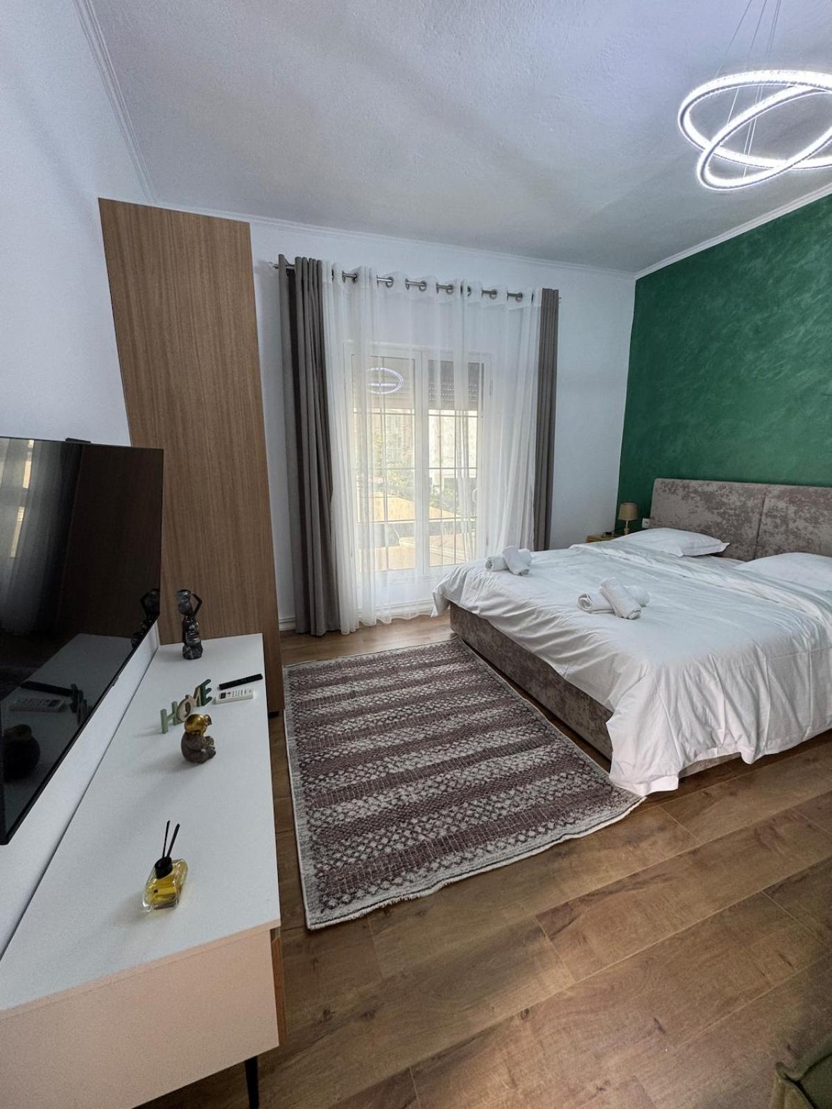 Jona Center Confort Free Parking * Tirana