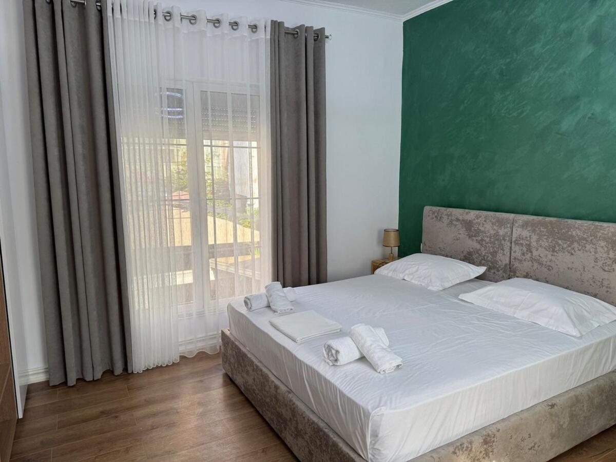 Apartment Jona Center Confort Free Parking Tirana