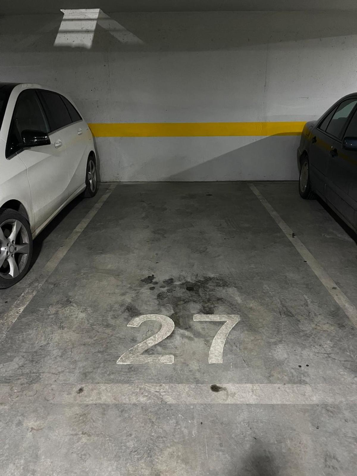 Apartment Jona Center Confort Free Parking Tirana